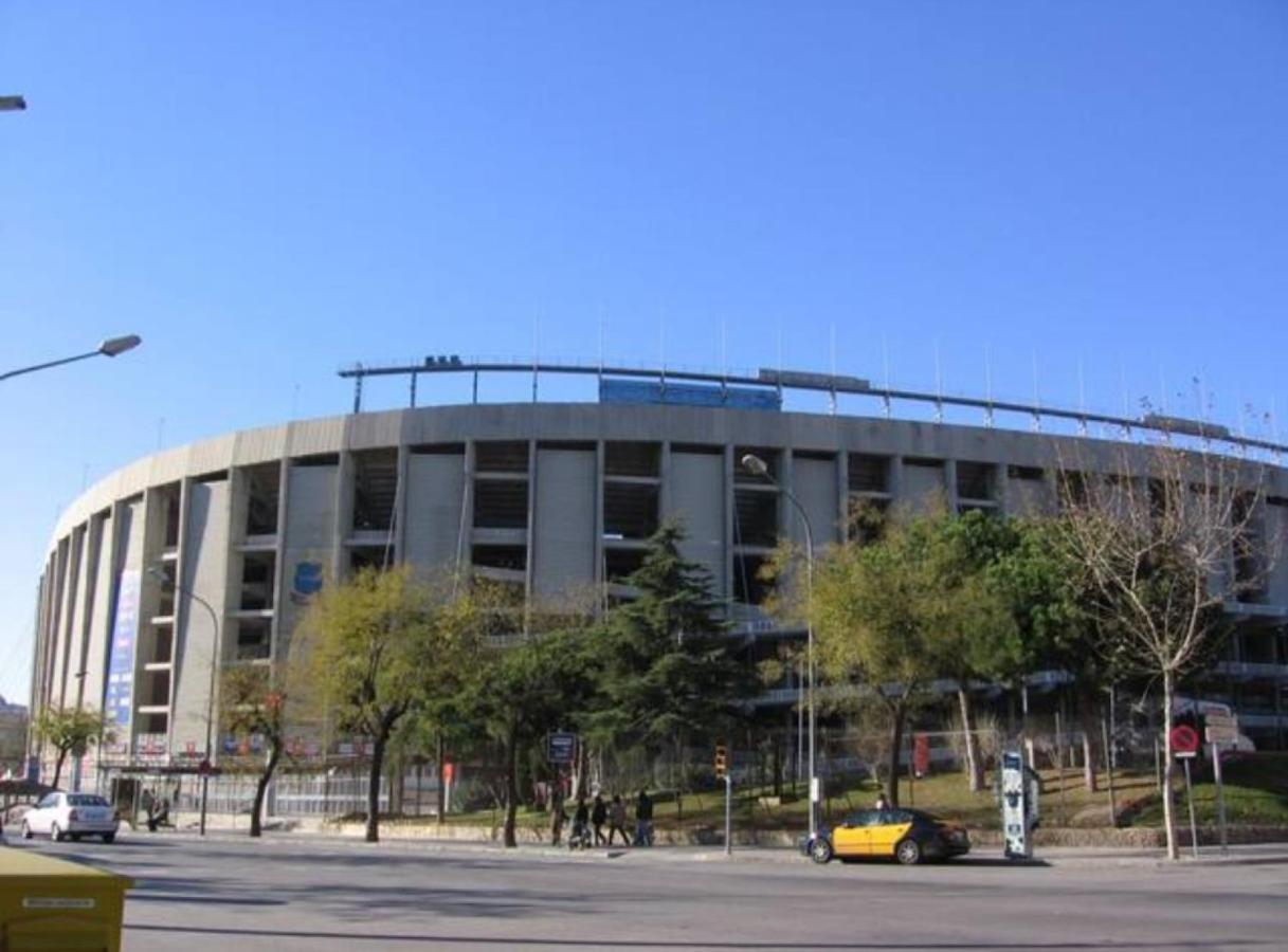 Ramblasrentals Chic & Spacious Flat Pool Table 15M Ramblas - Parking - Wifi Barcelona Eksteriør billede